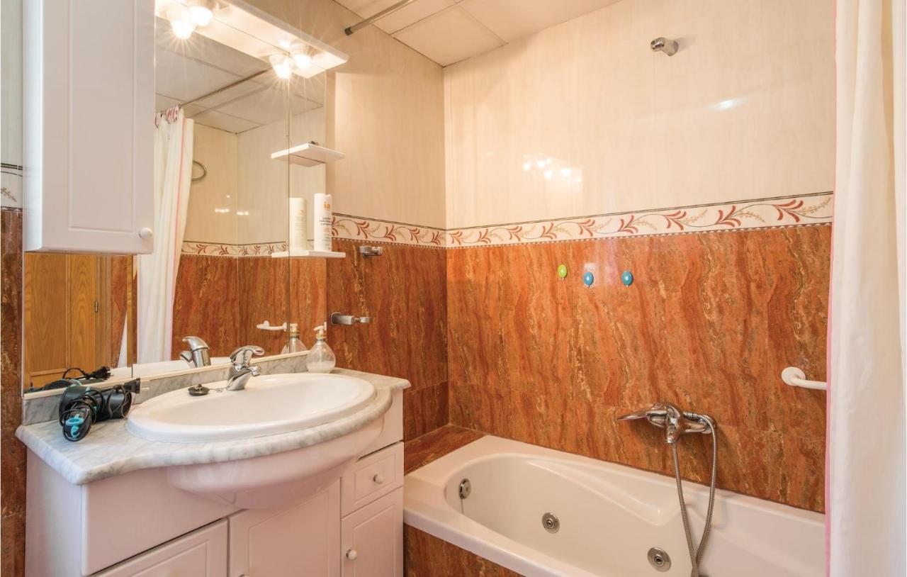 Awesome Home In Caravaca With Kitchen Caravaca De La Cruz Extérieur photo